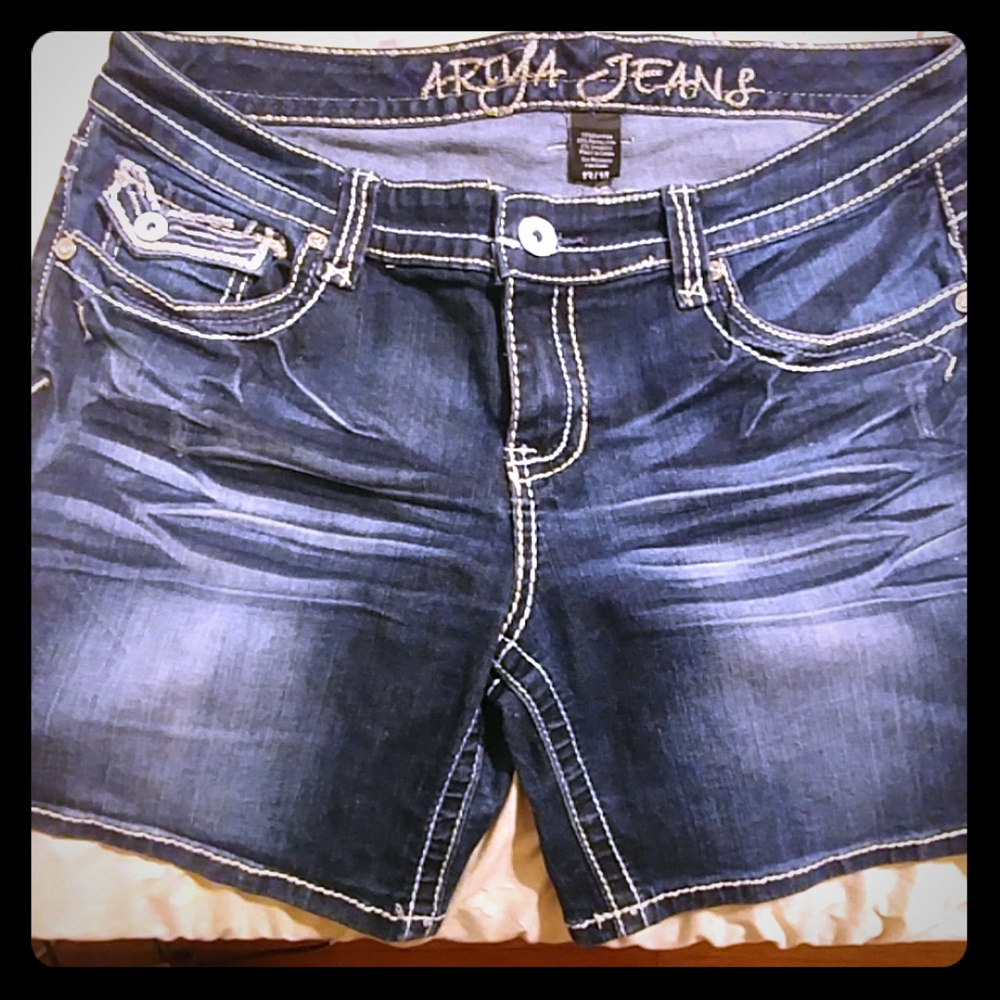 Ariya Jean shorts